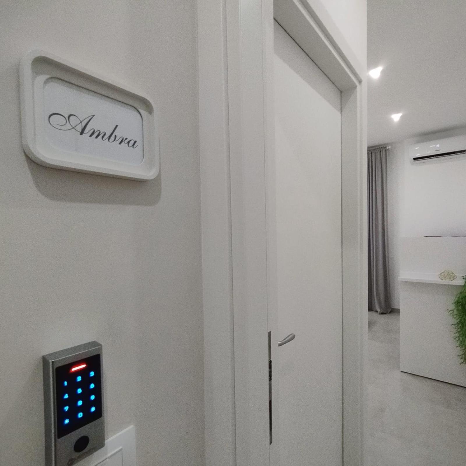 Agatha Modern Elegant Rooms SantʼAgata di Militello Extérieur photo